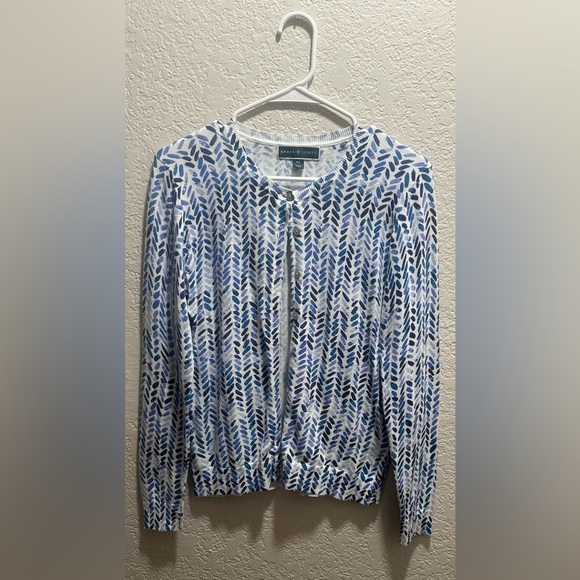 Karen Scott Blue and White Leaf Print Cardigan - Picture 1 of 3